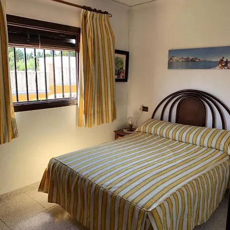 Holiday home Con Piscina De Oliva