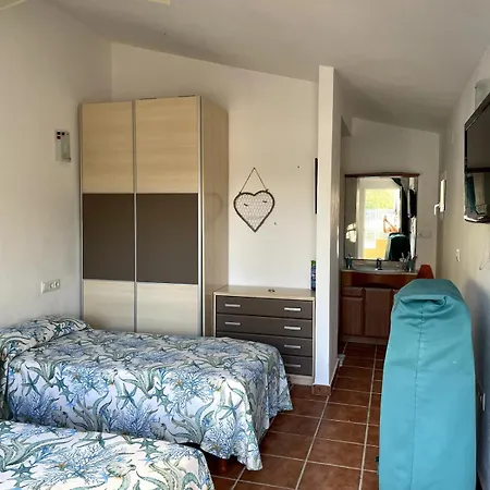 Con Piscina De Oliva Плайя